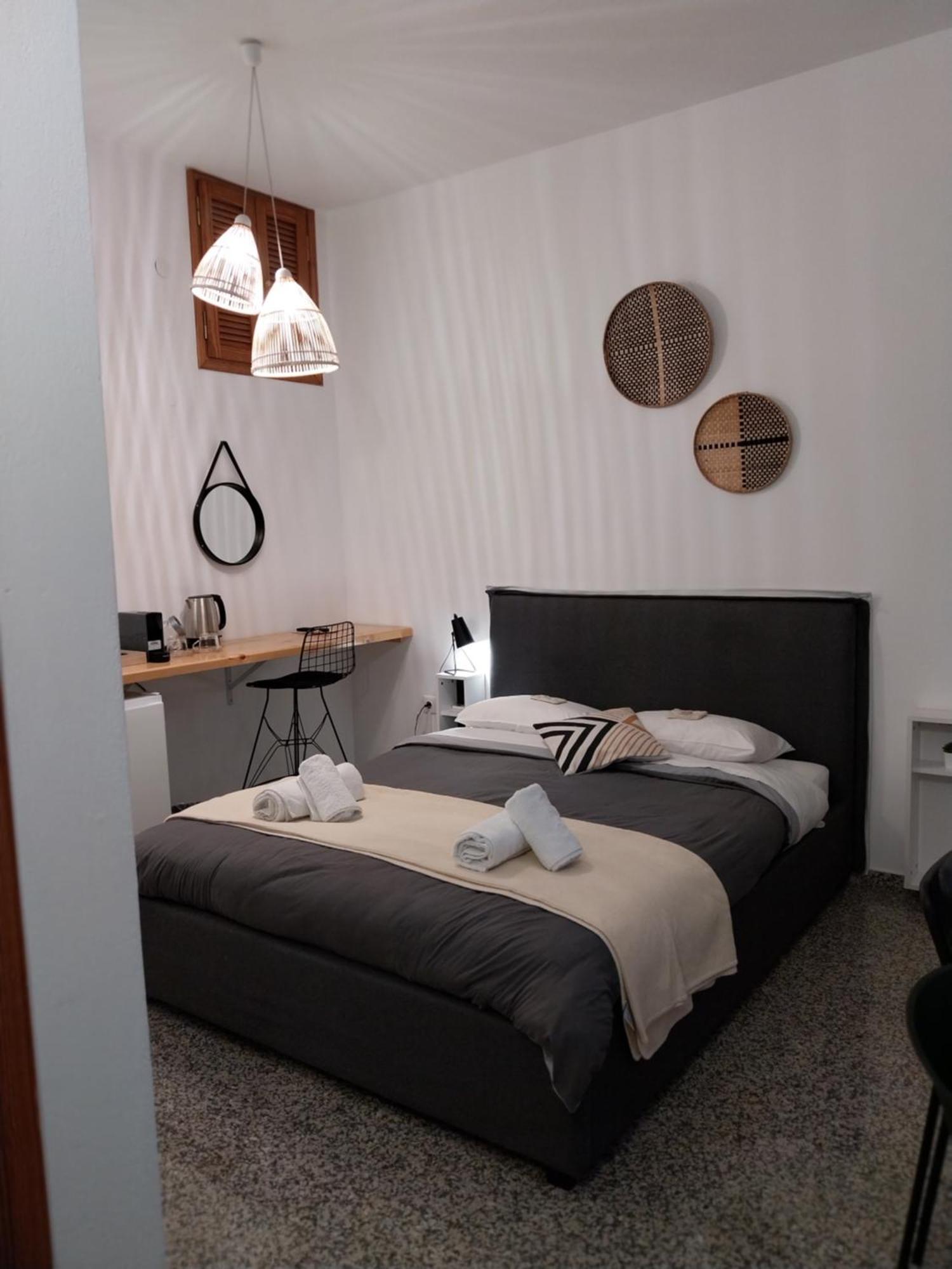 Homdwell Fine Living 2 Apartment Ermoupoli Exterior photo